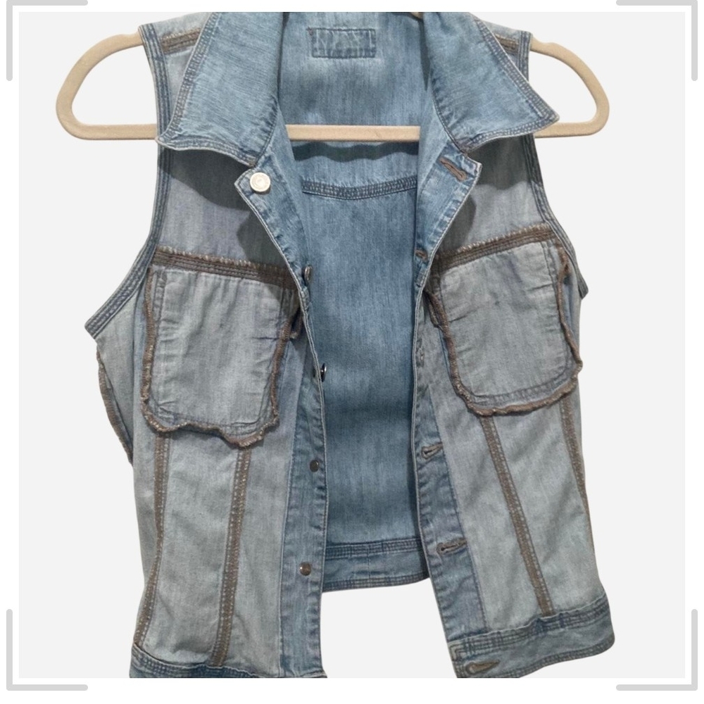 Pre-owned GAP Light Blue Denim Vest - Picture 7 of 7